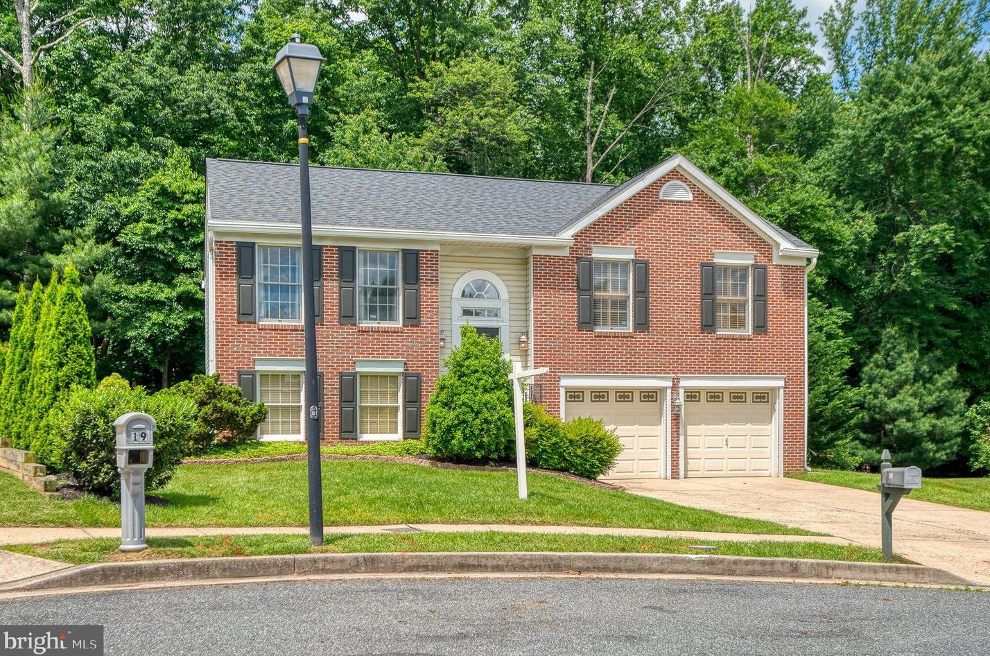 17 Brookings Ct, Baltimore, MD 21234-1875