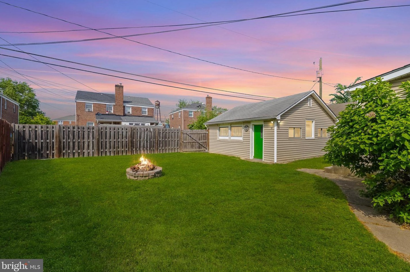 59 Northship Rd, Baltimore, MD 21222-3958