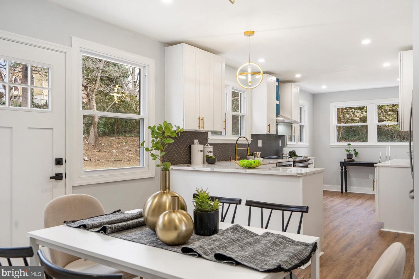 904 Stevenson Ln, Baltimore MD  21286-7916 exterior