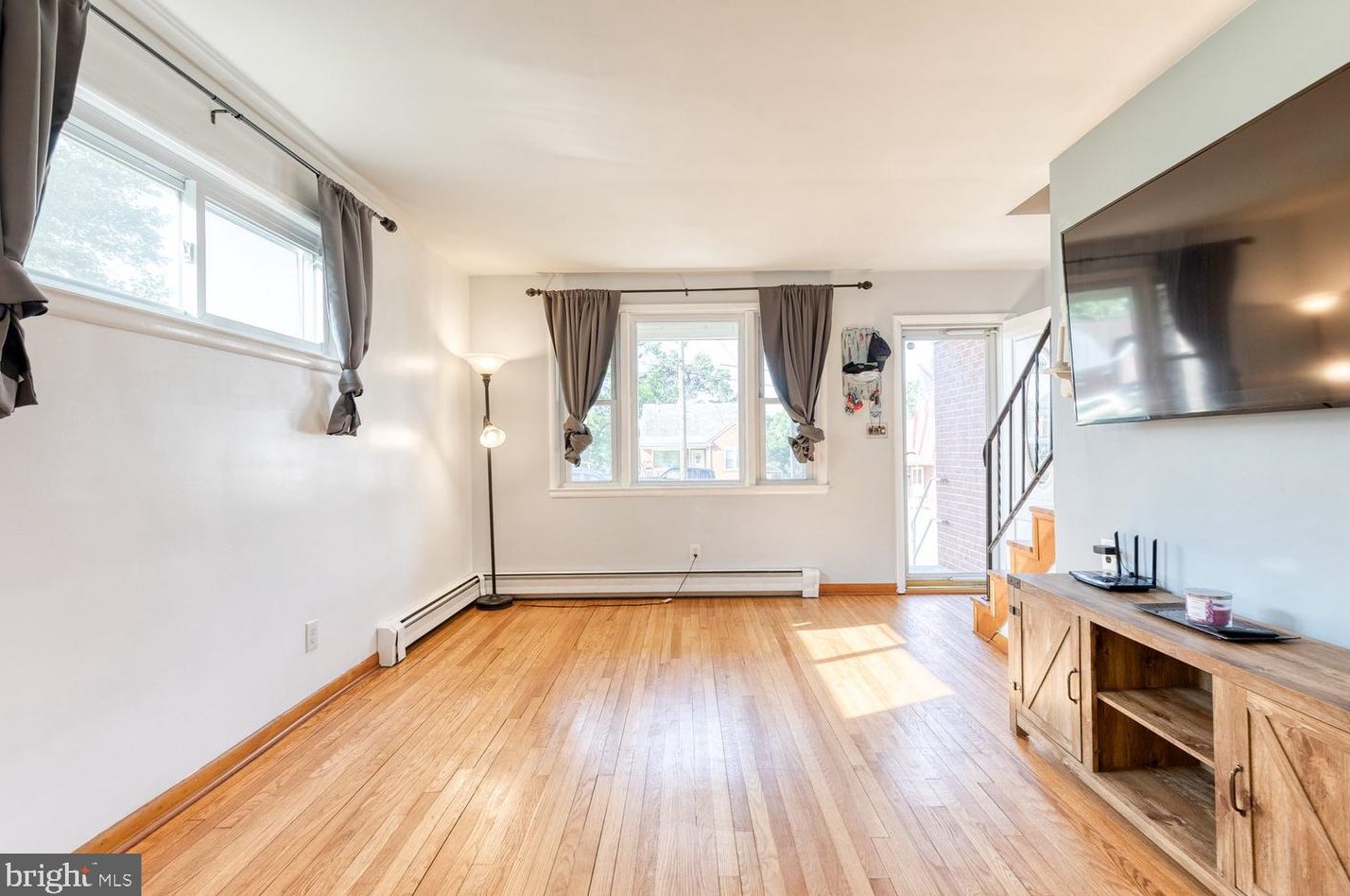 322 Savannah Rd, Baltimore MD 21221-4813 exterior