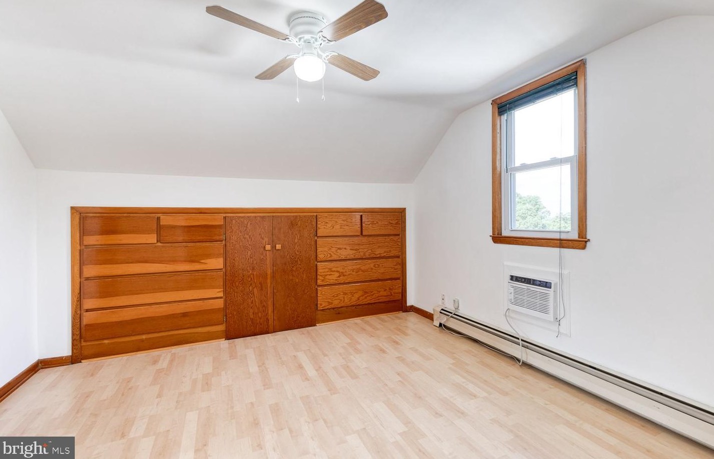 322 Savannah Rd, Baltimore MD 21221-4813 exterior