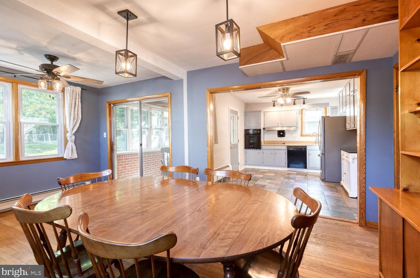 322 Savannah Rd, Baltimore MD 21221-4813 exterior