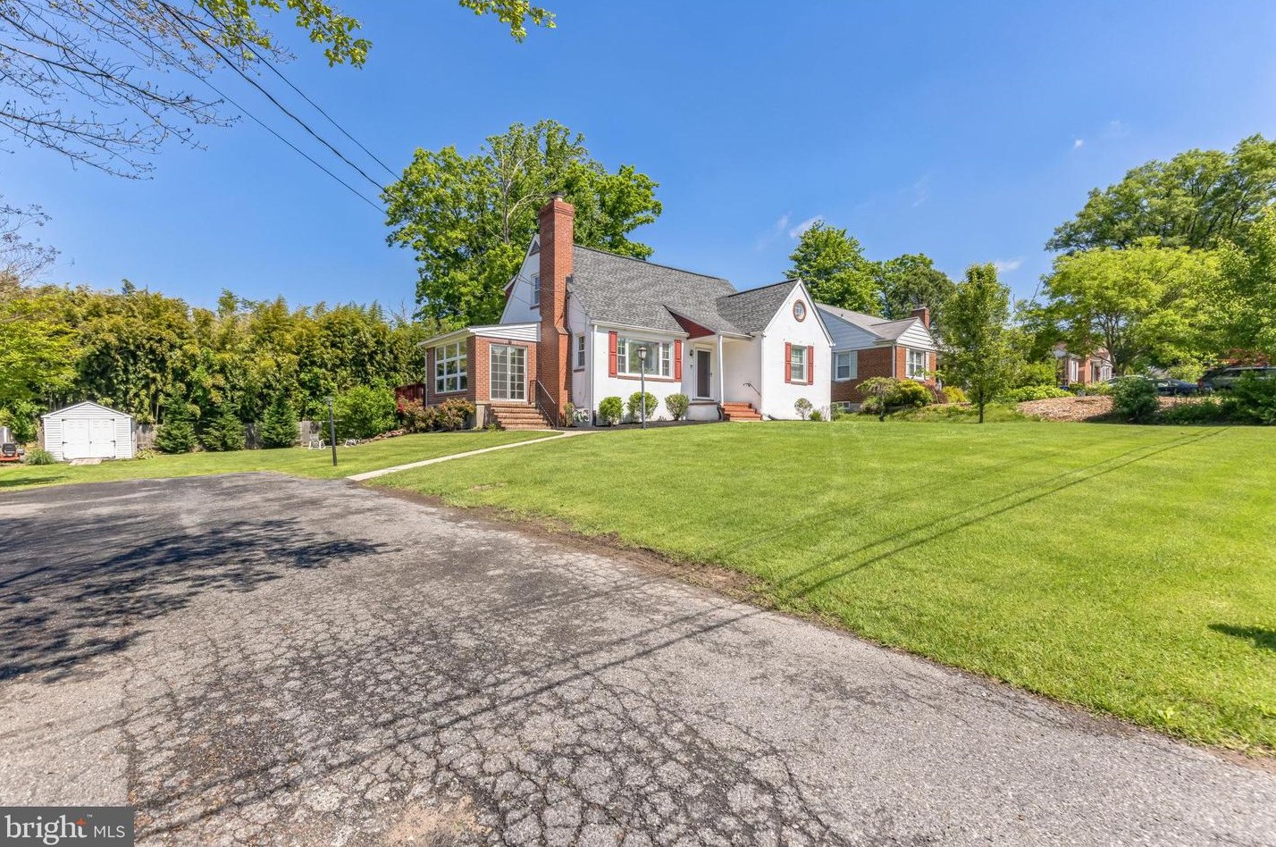 9408 Dana Vista Rd, Baltimore, MD 21236-1718