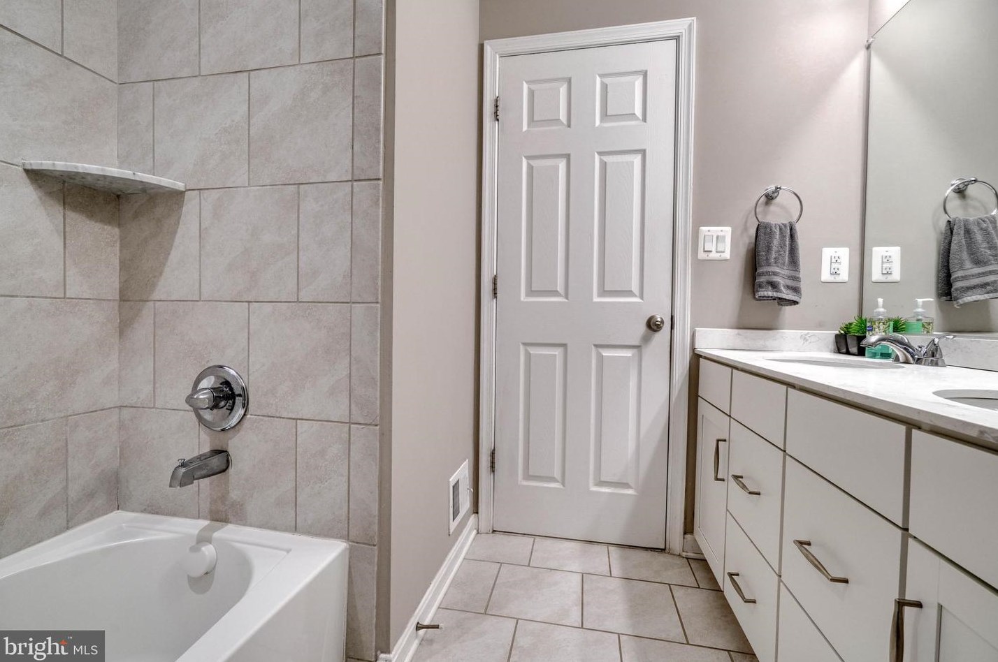 5431 Old Frederick Rd, Baltimore MD 21228-4130 exterior