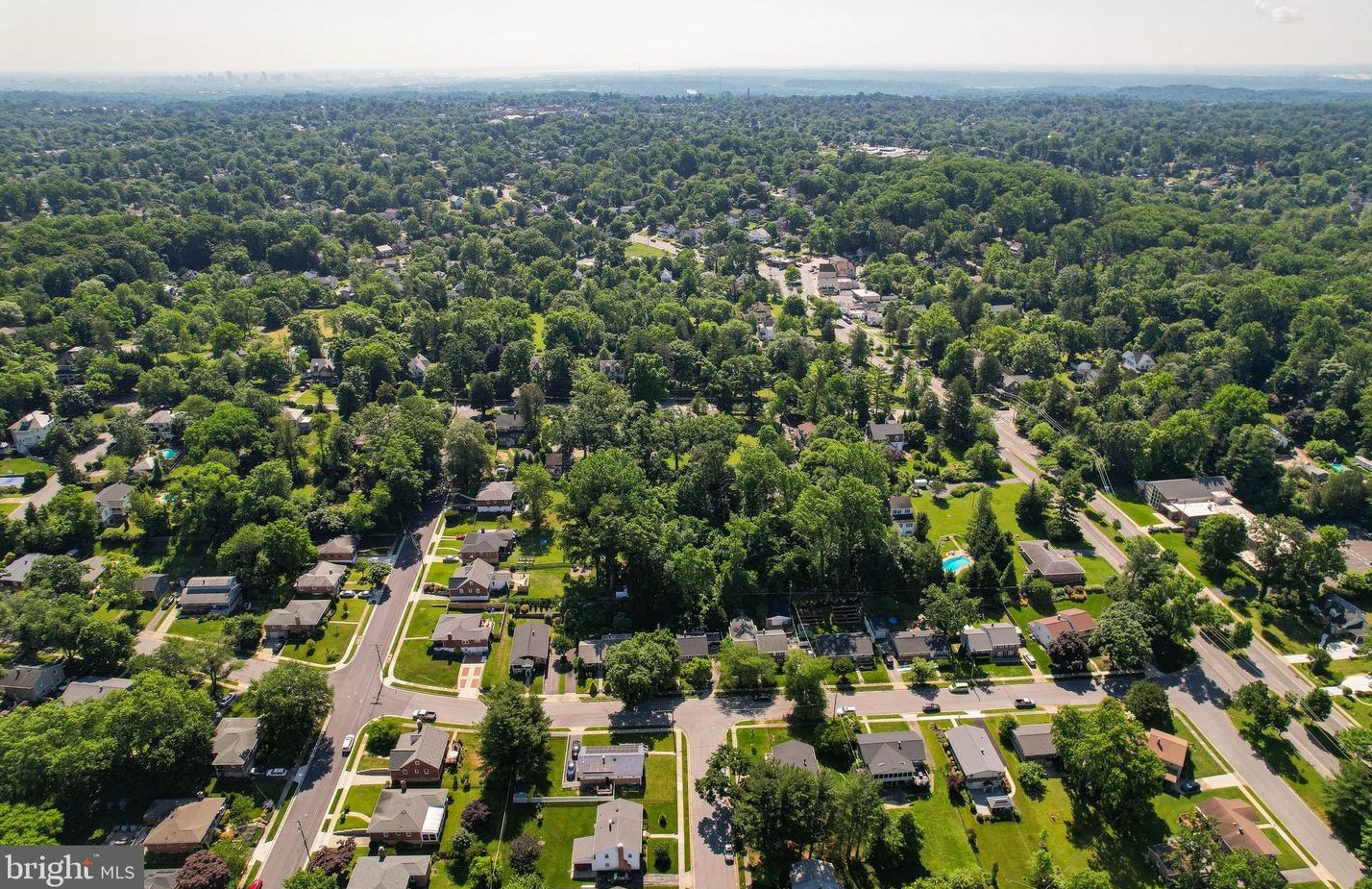 1922 Drummond Rd, Baltimore MD  21228-4206 exterior