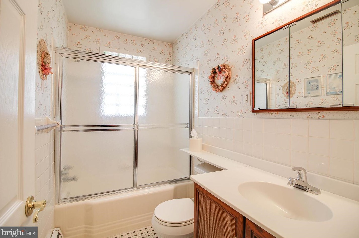 1922 Drummond Rd, Baltimore MD  21228-4206 exterior