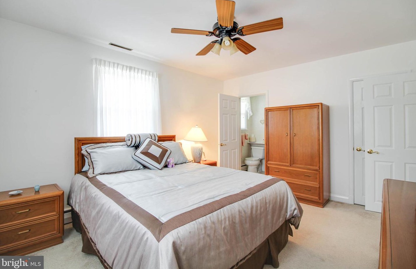 1922 Drummond Rd, Baltimore MD  21228-4206 exterior