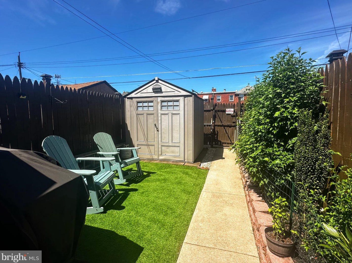 2816 Creston Rd, Baltimore MD  21222-2209 exterior