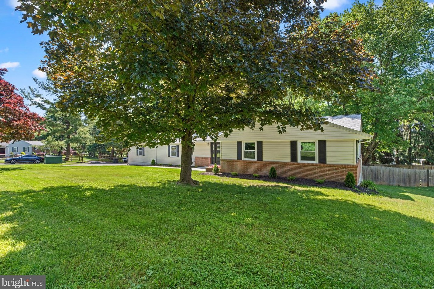 14906 Dunstan Ln, Hereford, MD 21111-2504