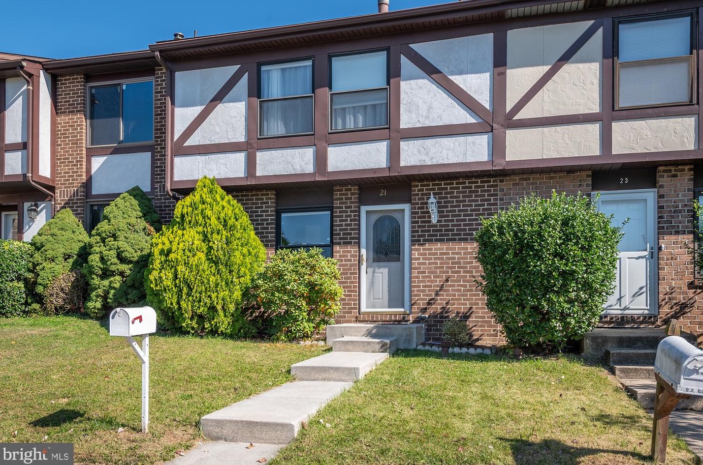 21 Bernadotte Ct, Baltimore, MD 21234-8026
