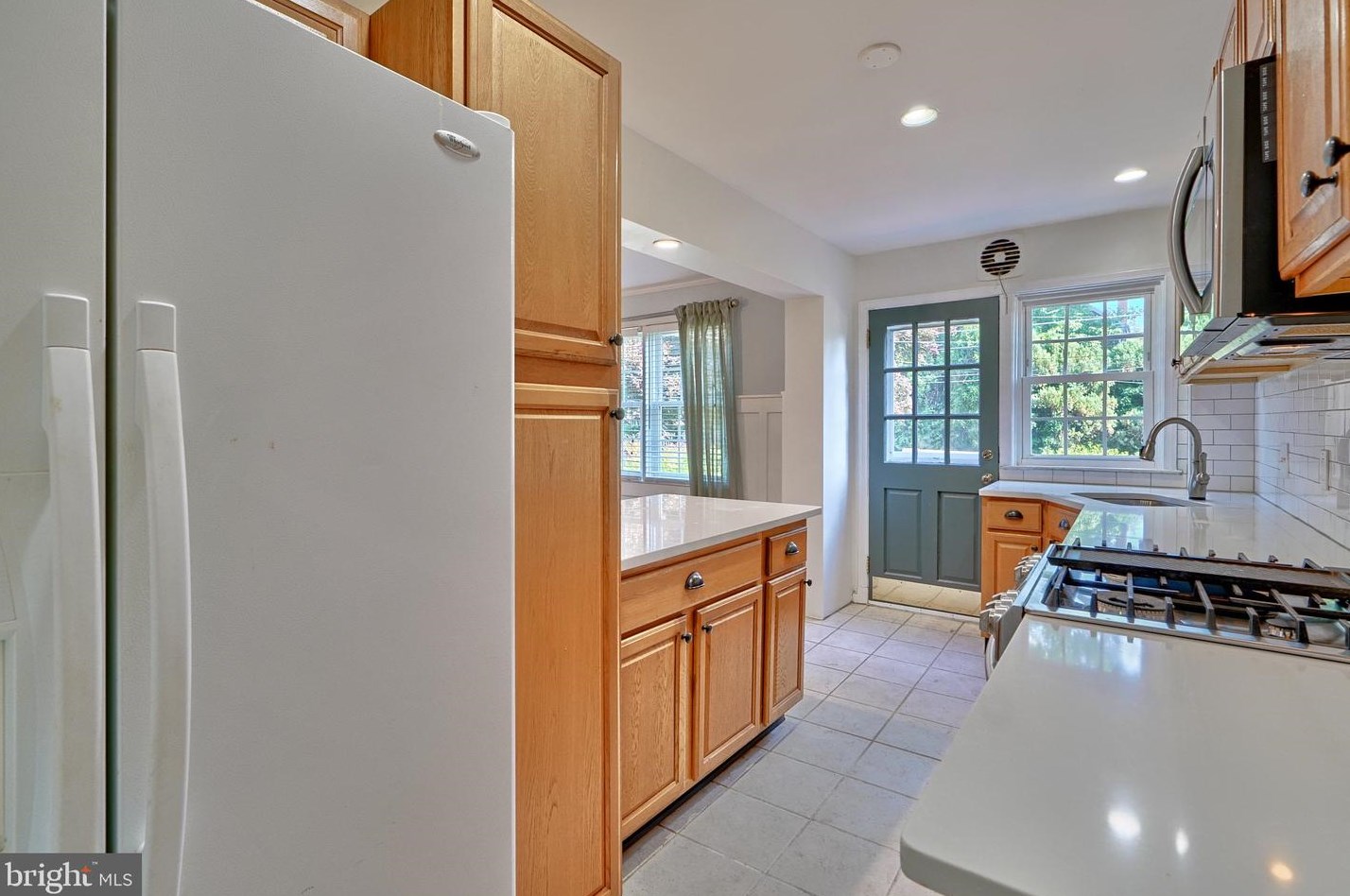 219 Stanmore Rd, Baltimore MD  21212-1135 exterior