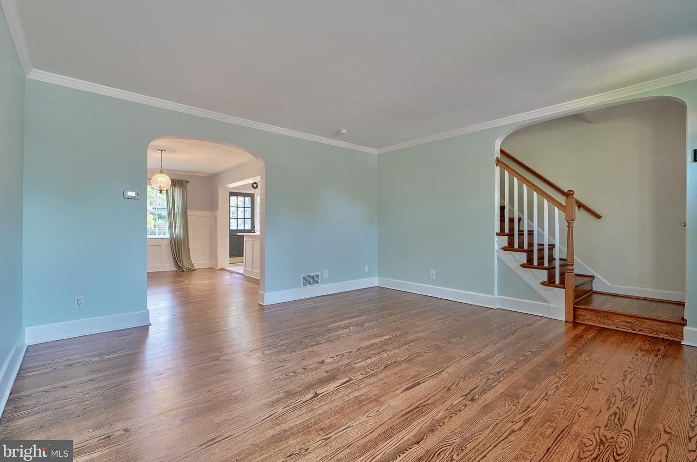 219 Stanmore Rd, Baltimore MD  21212-1135 exterior