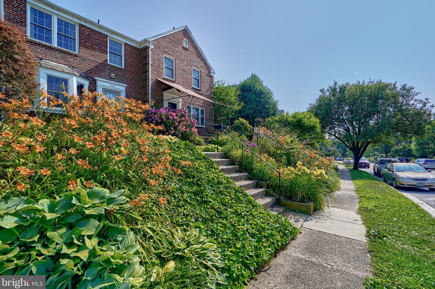 219 Stanmore Rd, Baltimore MD  21212-1135 exterior