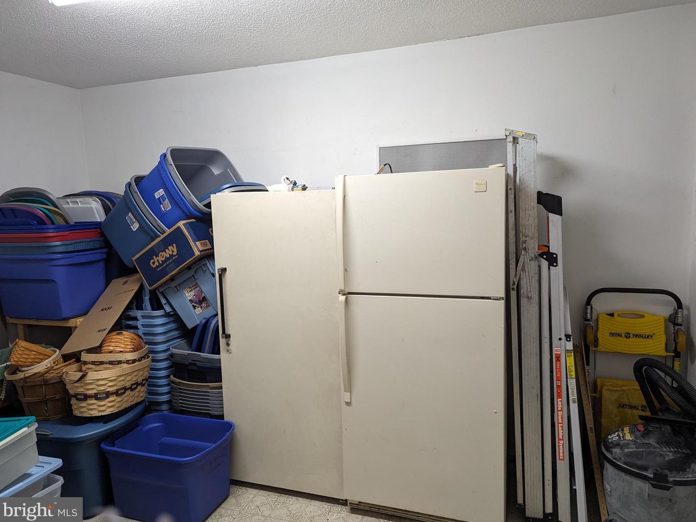 3688 Double Rock Ln, Baltimore MD  21234-4223 exterior