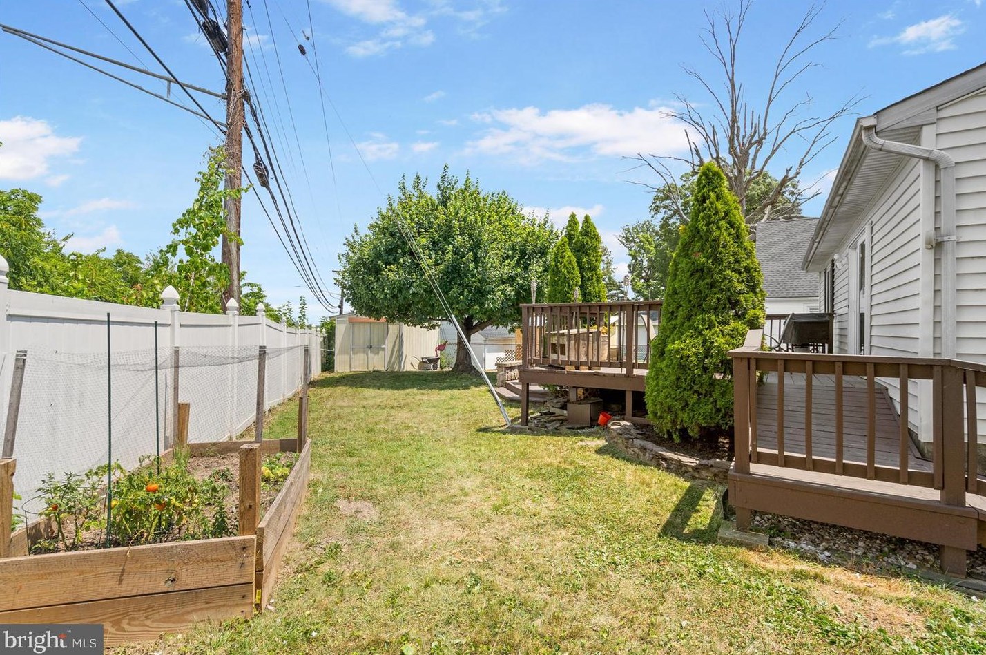 7902 35th St, Baltimore MD  21237-1410 exterior