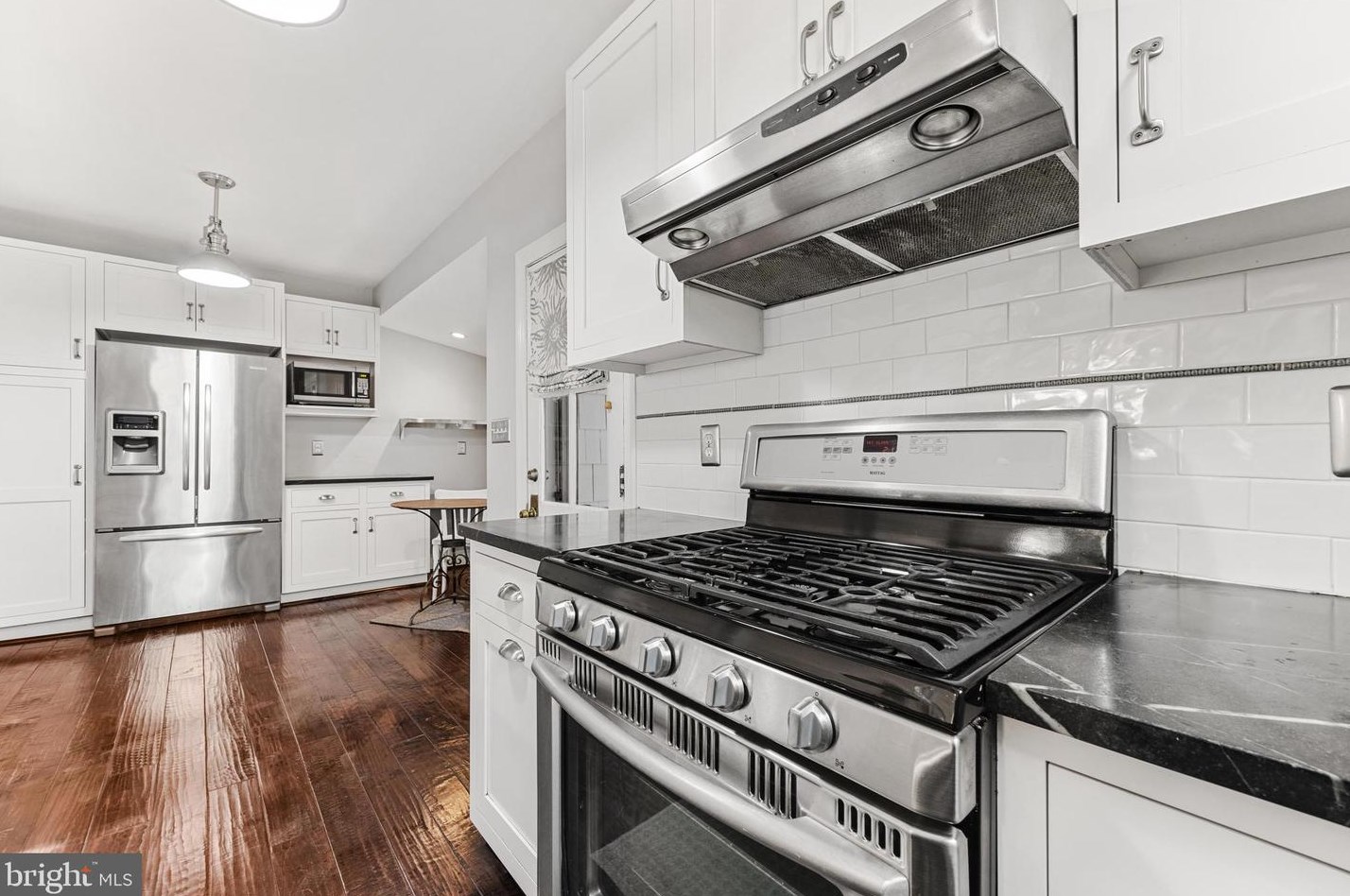 723 Dunkirk Rd, Baltimore MD  21212-2005 exterior