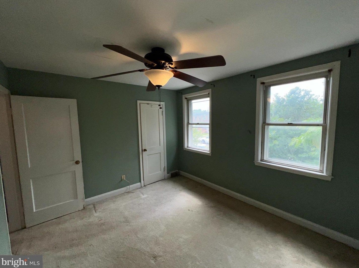 6818 Duluth Ave, Baltimore MD 21222-1111 exterior