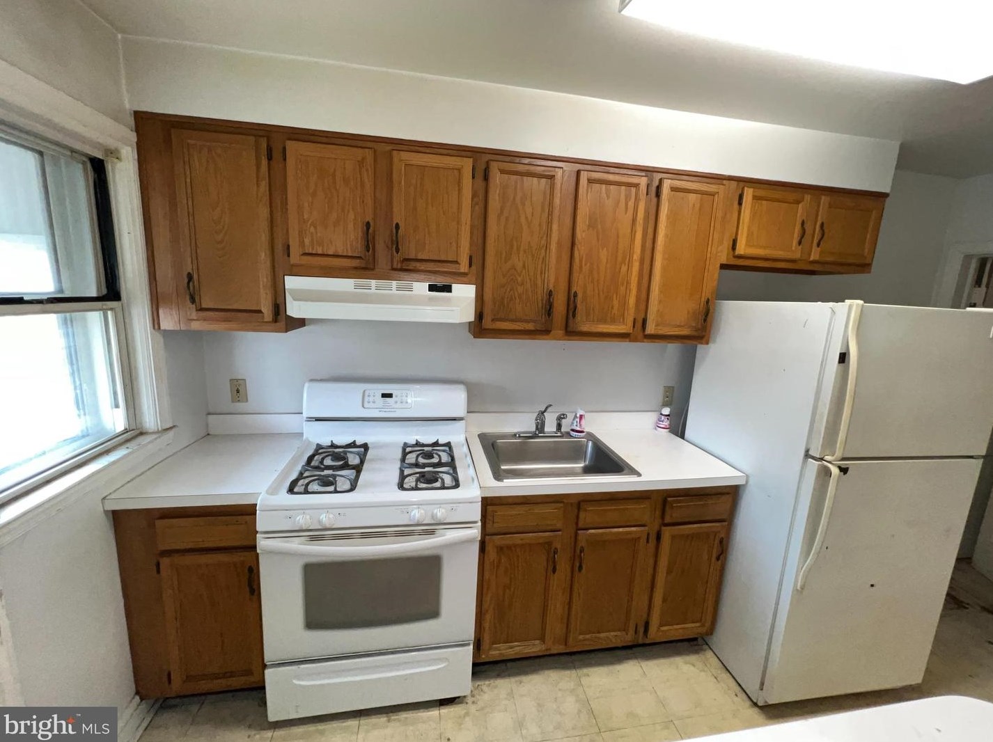 6818 Duluth Ave, Baltimore MD 21222-1111 exterior