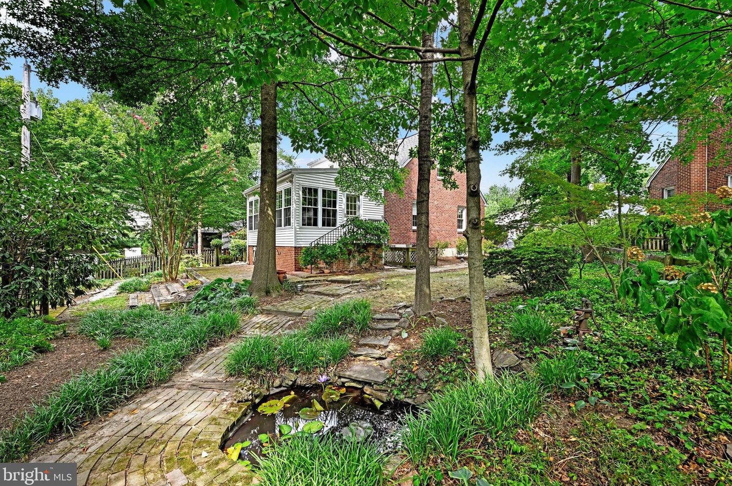 311 Linden Ave, Baltimore MD 21227-2449 exterior