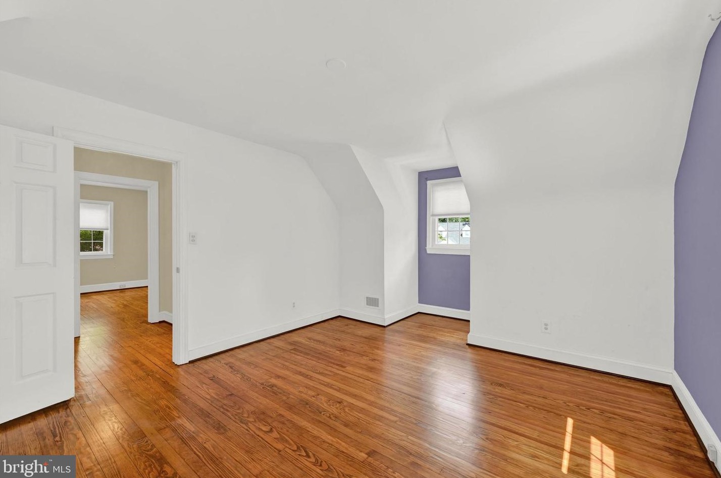 311 Linden Ave, Baltimore MD 21227-2449 exterior