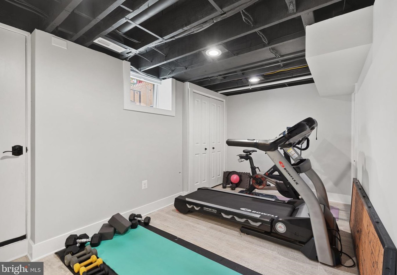 203 Blenheim Rd, Baltimore MD  21212-1704 exterior