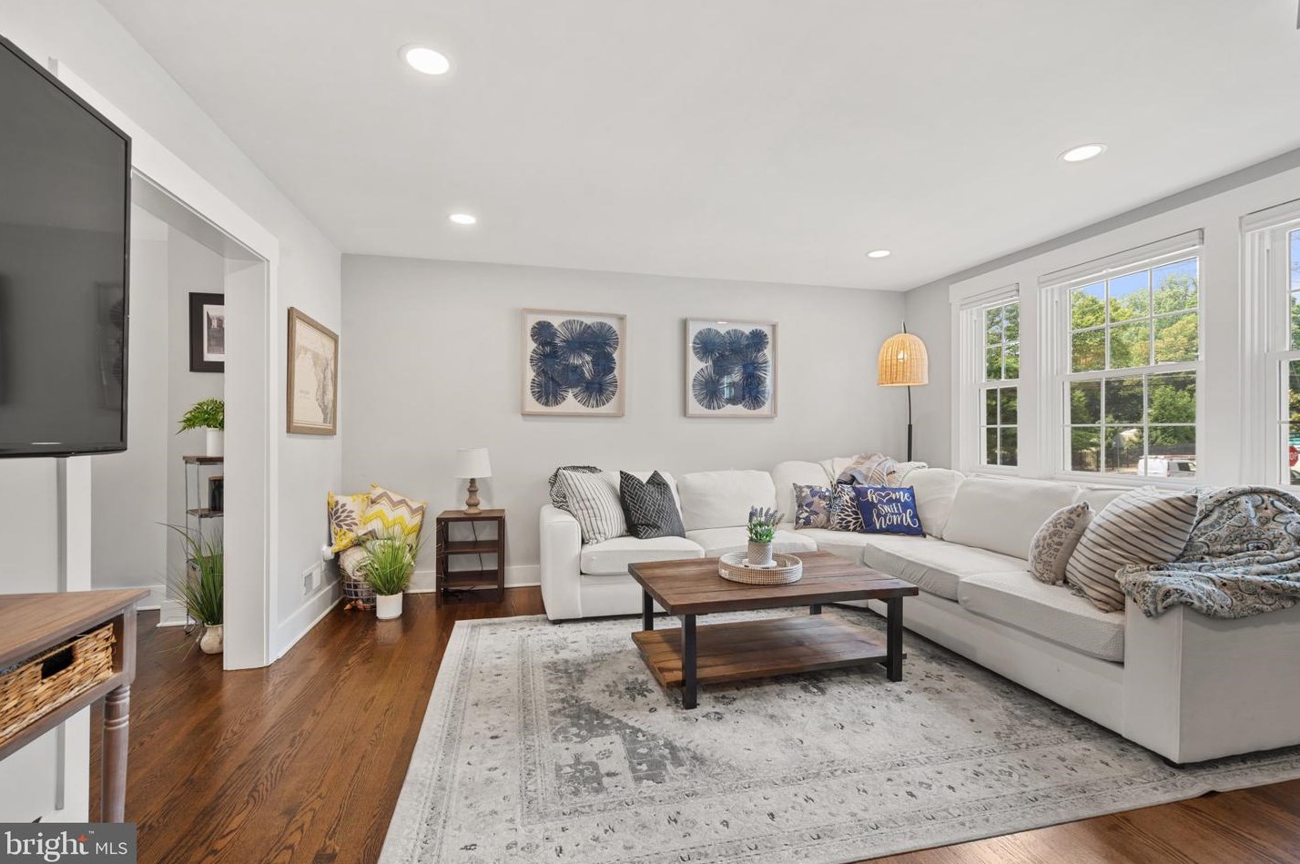 203 Blenheim Rd, Baltimore MD  21212-1704 exterior