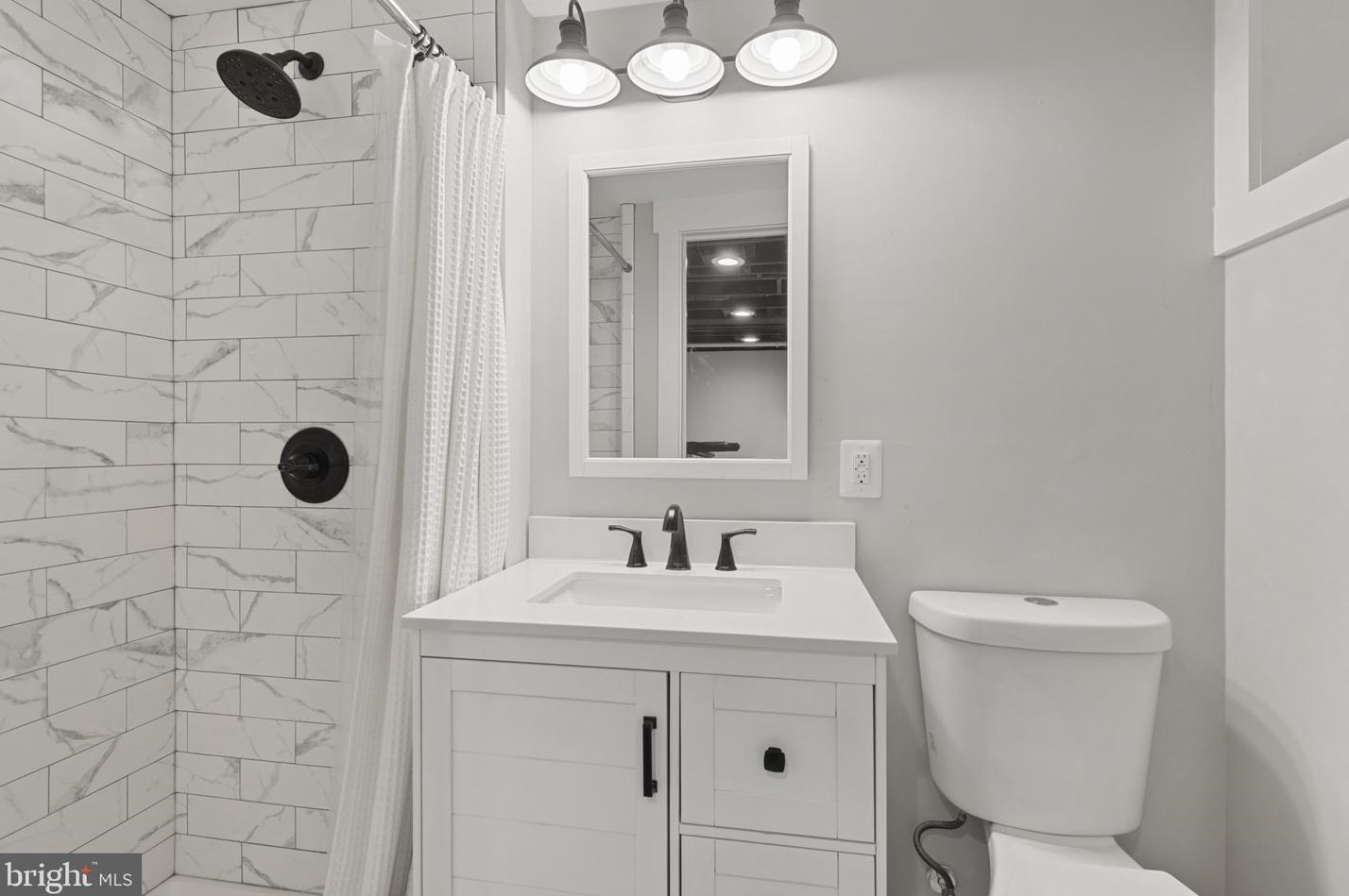 203 Blenheim Rd, Baltimore MD  21212-1704 exterior