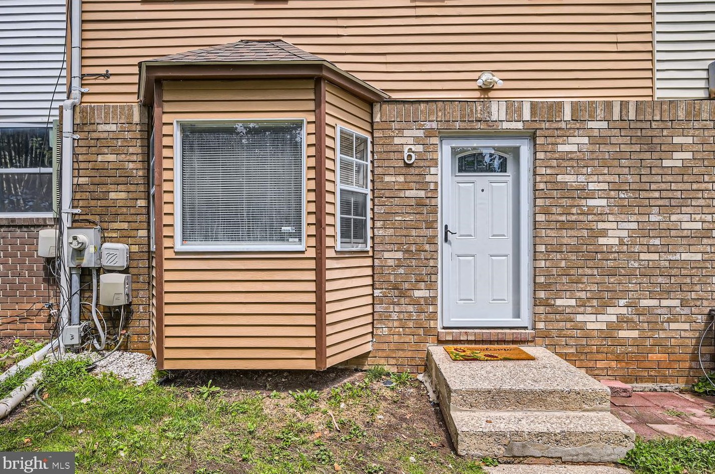 6 Mainview Ct, McDonogh Run, MD 21133