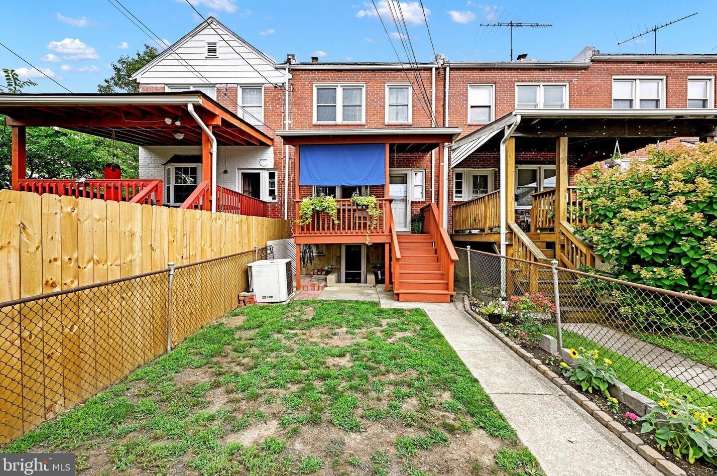 8356 Edgedale Rd, Baltimore MD  21234-5012 exterior