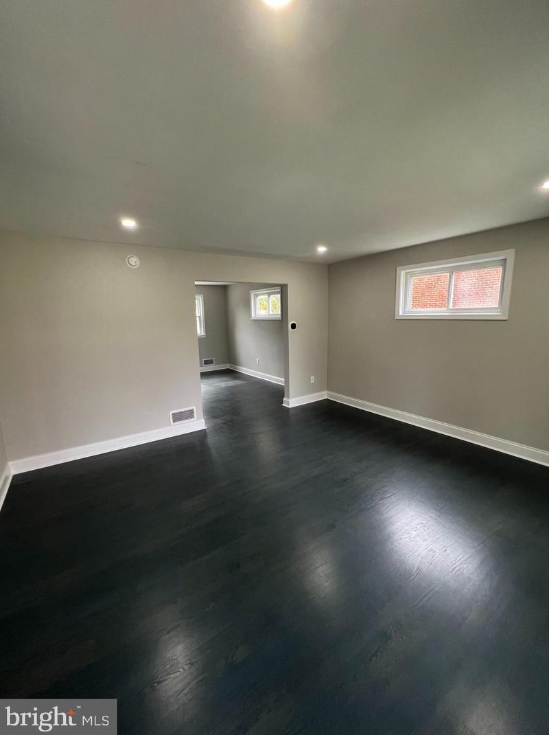 1685 Langford Rd, Baltimore, MD 21207