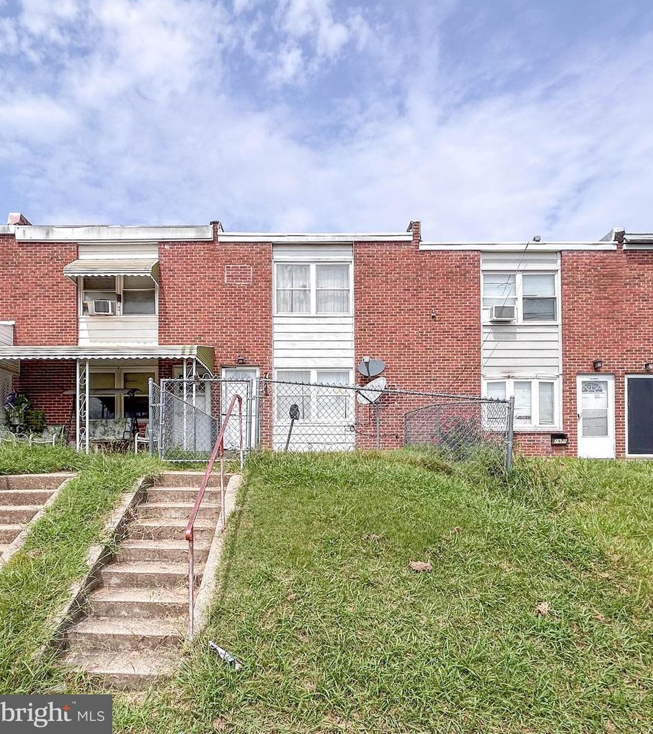 7922 Gough St, Baltimore, MD 21224-2126
