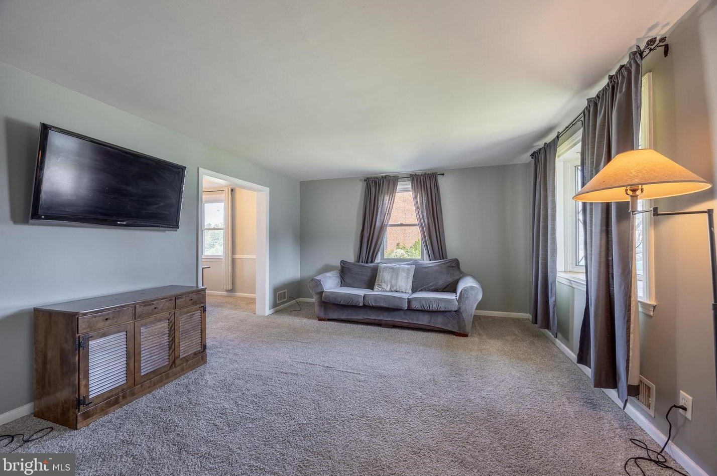 302 Elinor Ave, Baltimore MD  21236-4215 exterior