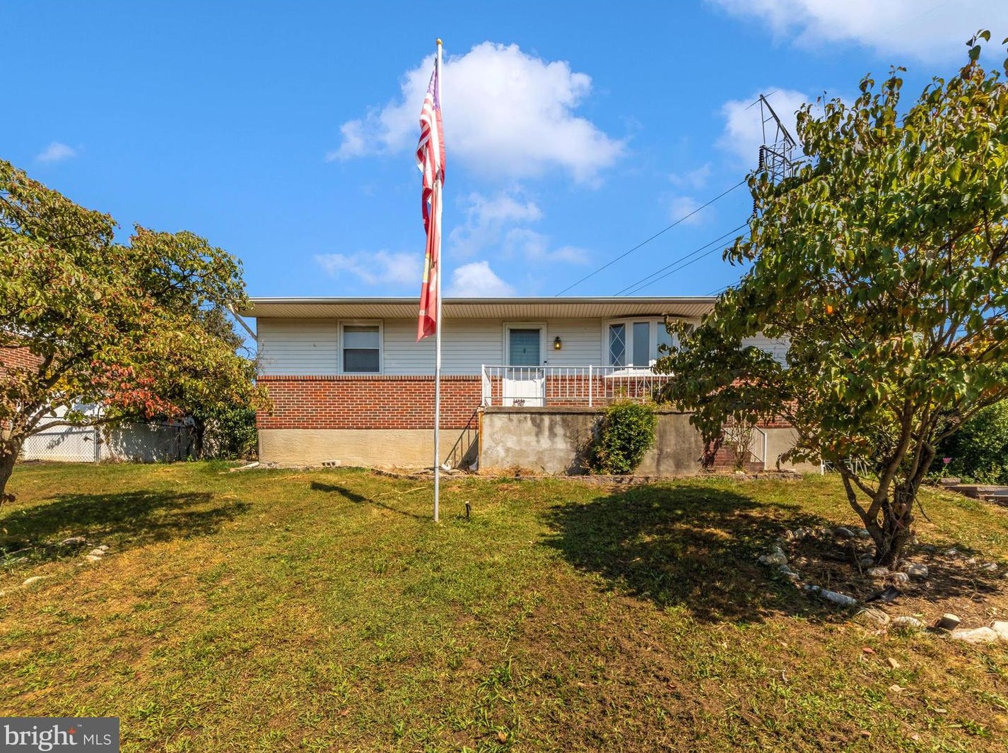 407 Dale Ave, Baltimore, MD 21206-2202