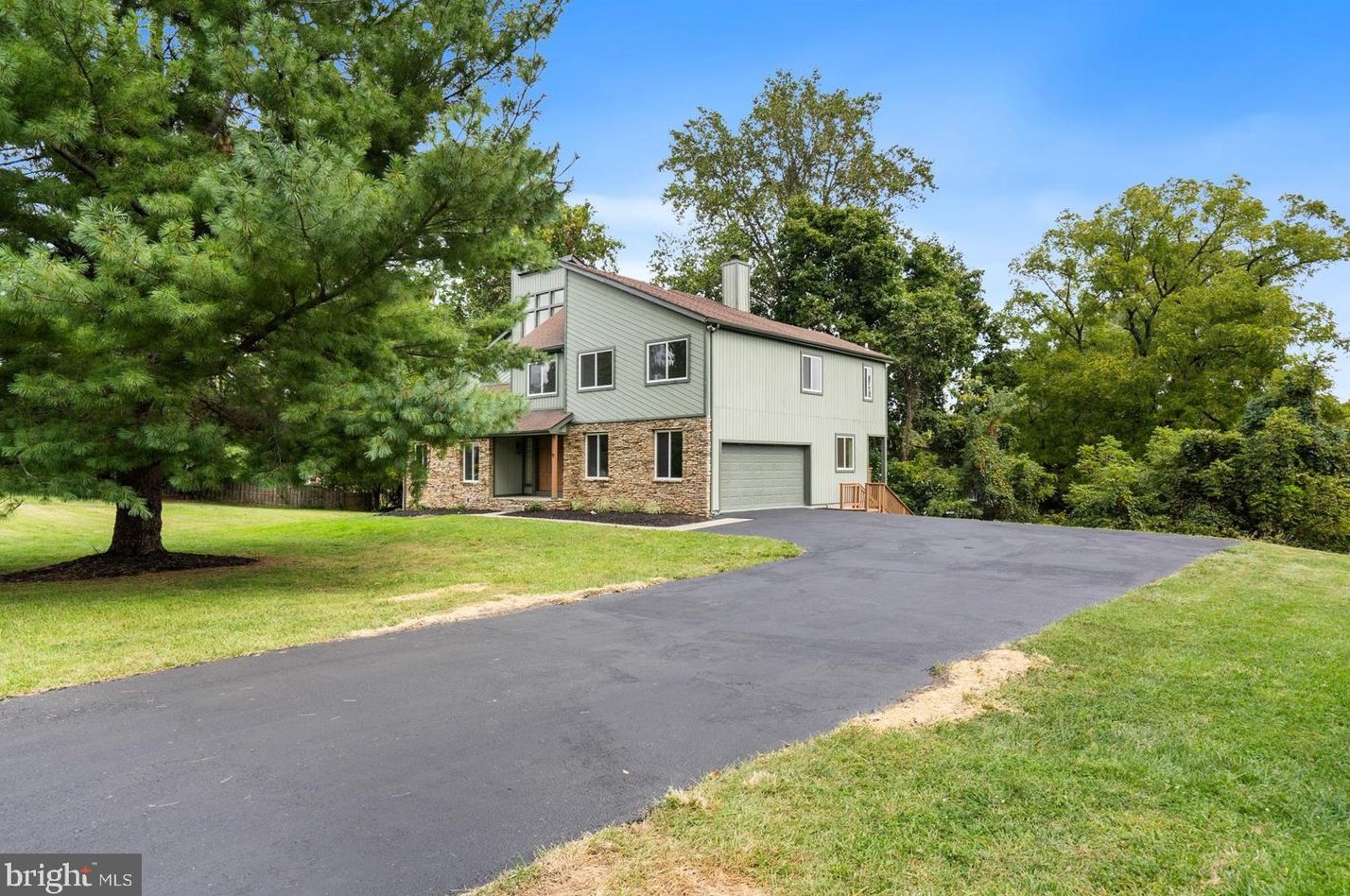 9 Woodholme Village Ct, Baltimore, MD 21208-1409