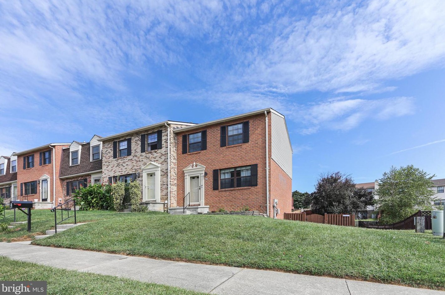 17 Keen Valley Dr, Baltimore, MD 21228-3682