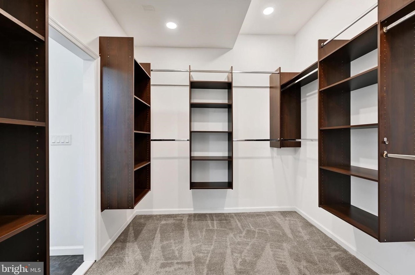 9746 Magledt Rd, Baltimore MD  21234-1822 exterior