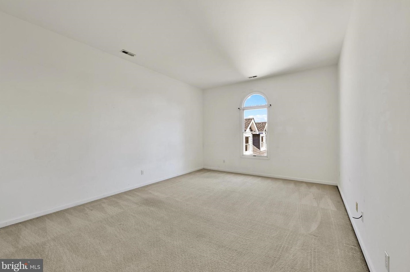 9746 Magledt Rd, Baltimore MD  21234-1822 exterior