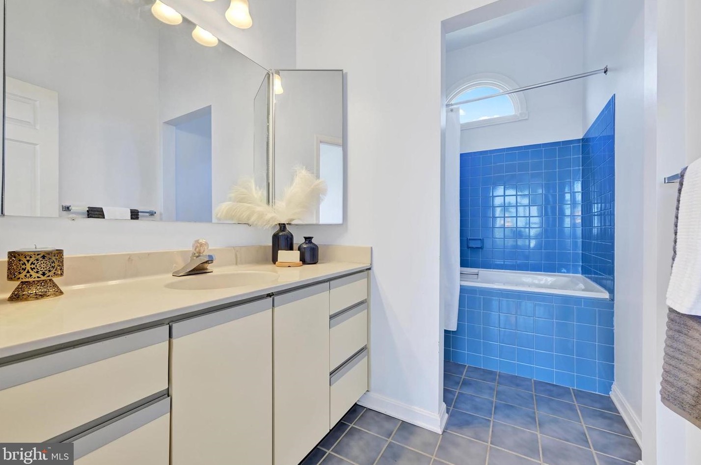 9746 Magledt Rd, Baltimore MD  21234-1822 exterior