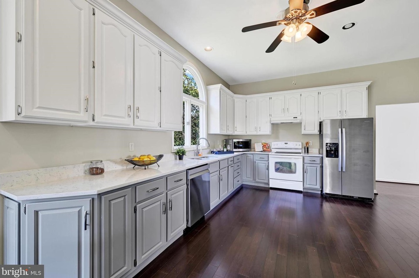 9746 Magledt Rd, Baltimore MD  21234-1822 exterior