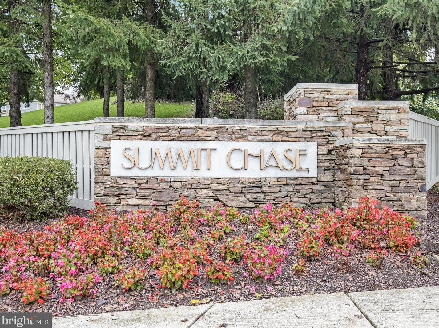 17 Stridesham Ct, Baltimore MD  21209-5301 exterior