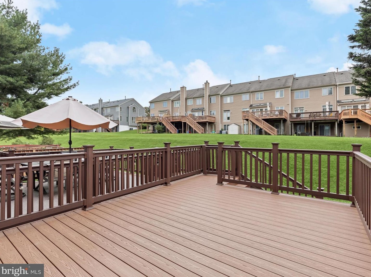 17 Stridesham Ct, Baltimore MD  21209-5301 exterior