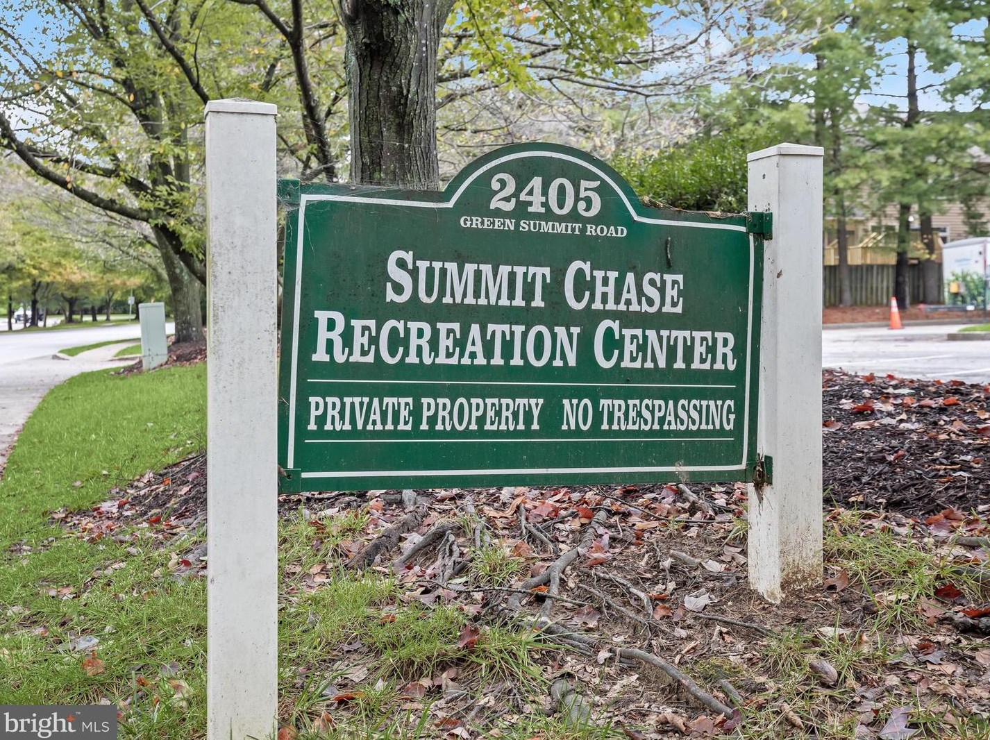 17 Stridesham Ct, Baltimore MD  21209-5301 exterior