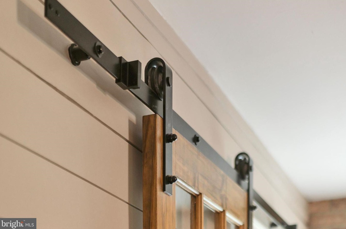 1005 Francis Ave, Baltimore MD 21227-3911 exterior