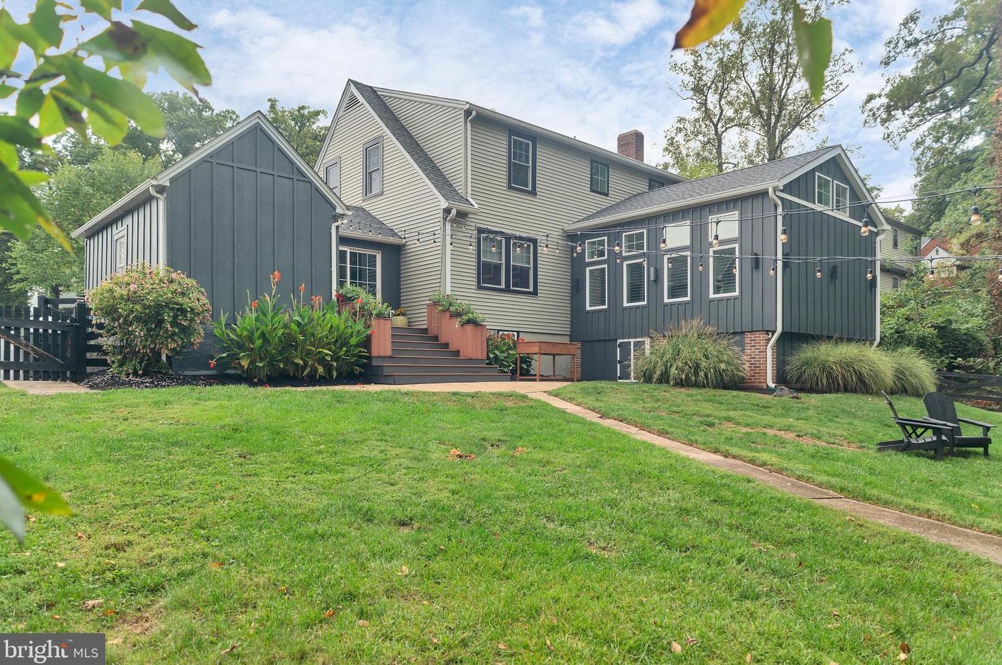 1005 Francis Ave, Baltimore MD 21227-3911 exterior