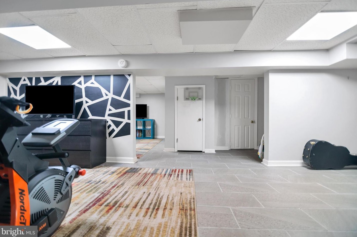 1005 Francis Ave, Baltimore MD 21227-3911 exterior