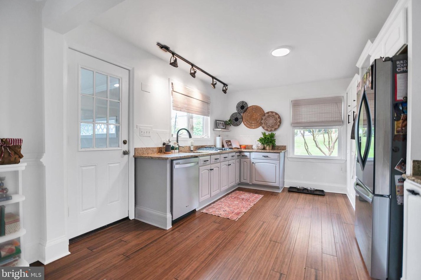 1005 Francis Ave, Baltimore MD 21227-3911 exterior