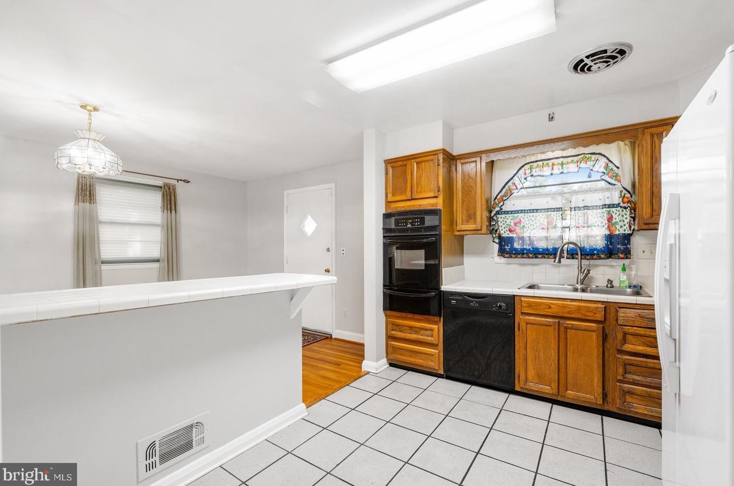 8342 Merrymount Dr, Baltimore MD  21244-2242 exterior