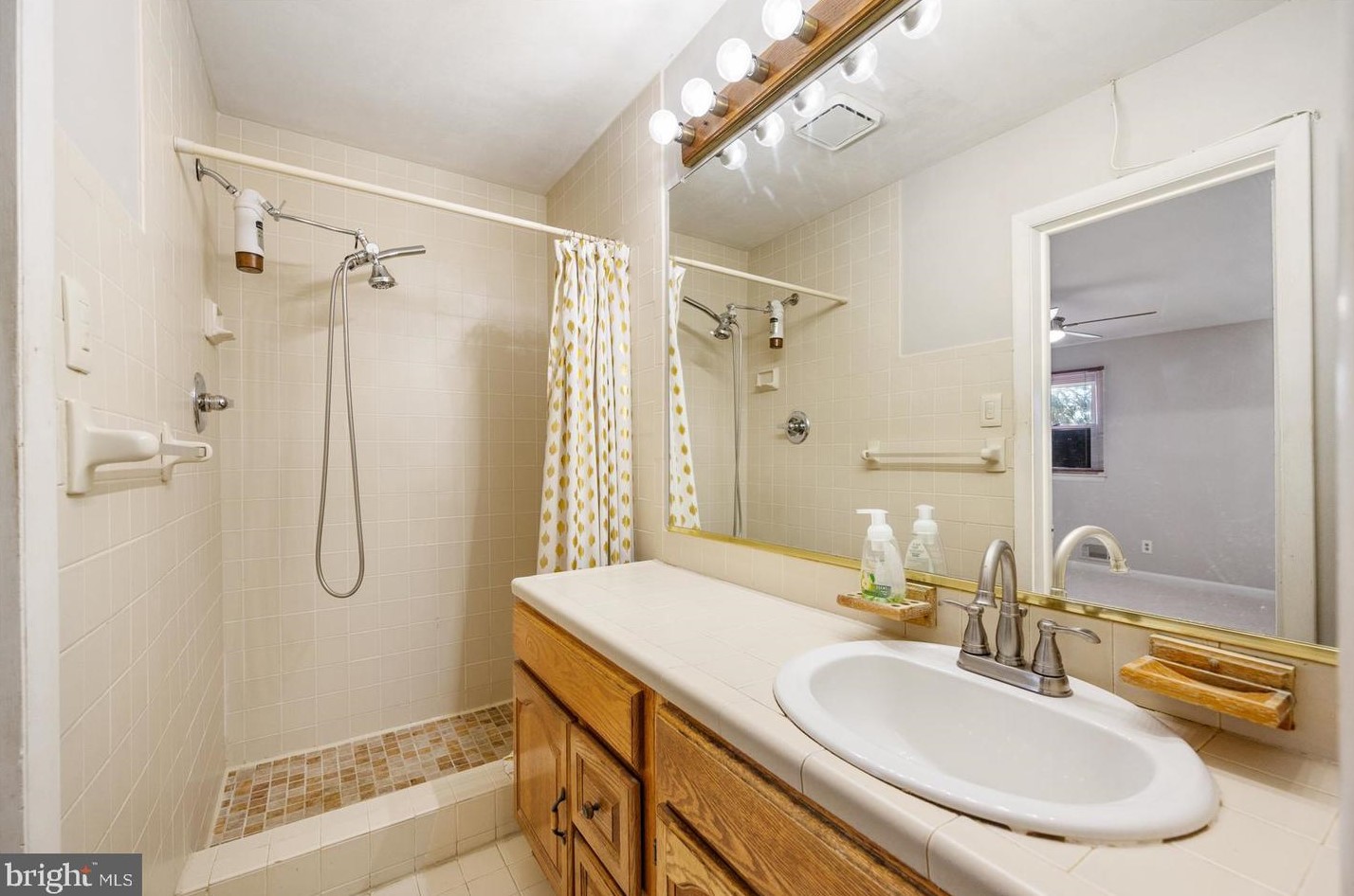 8342 Merrymount Dr, Baltimore MD  21244-2242 exterior