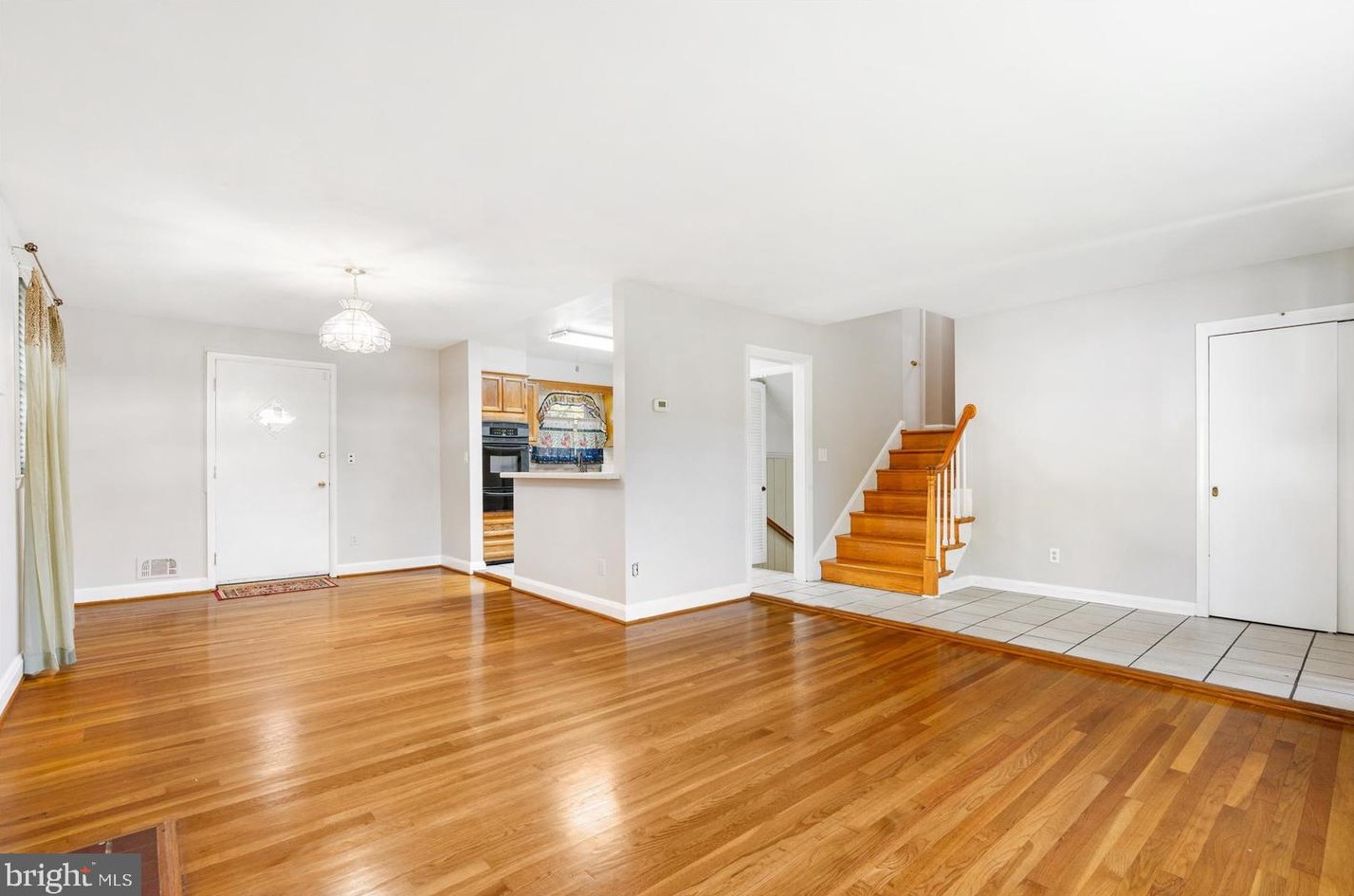 8342 Merrymount Dr, Baltimore MD  21244-2242 exterior