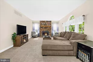 1317 Nautical Cir, Baltimore, MD 21221 - Photo 10